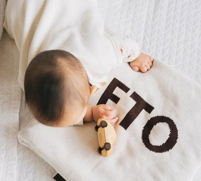 ニットのブランケット