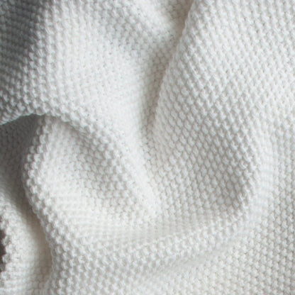 刺繍のレースブランケット