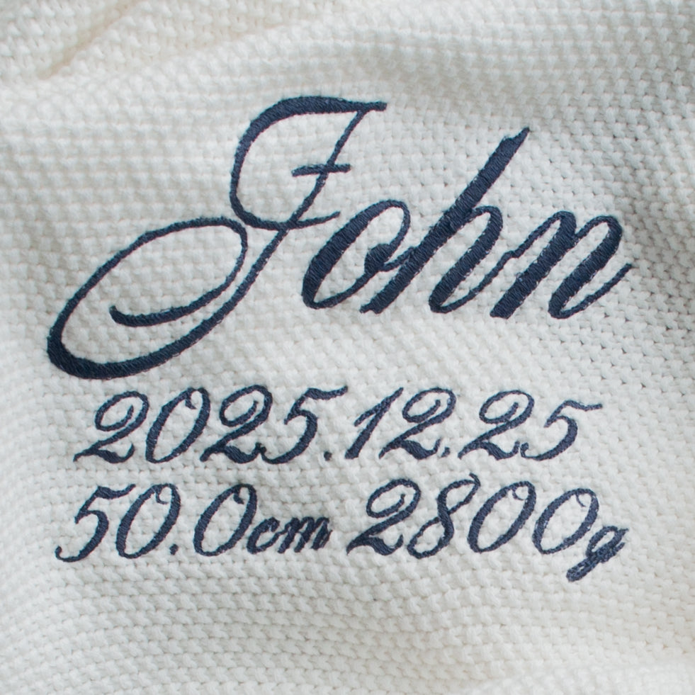 刺繍のレースブランケット